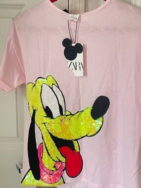 Zara Pink Tee yellow Sequin Pluto & Red Tongue Graphic
